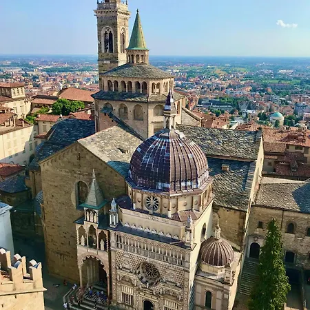 ラ トルタ ディ メーレ * ベルガモ