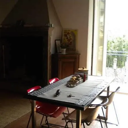 ラ トルタ ディ メーレ アパート *