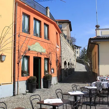 La Torta Di Mele *