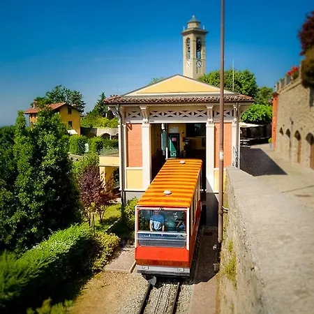 La Torta Di Mele * Bergamo